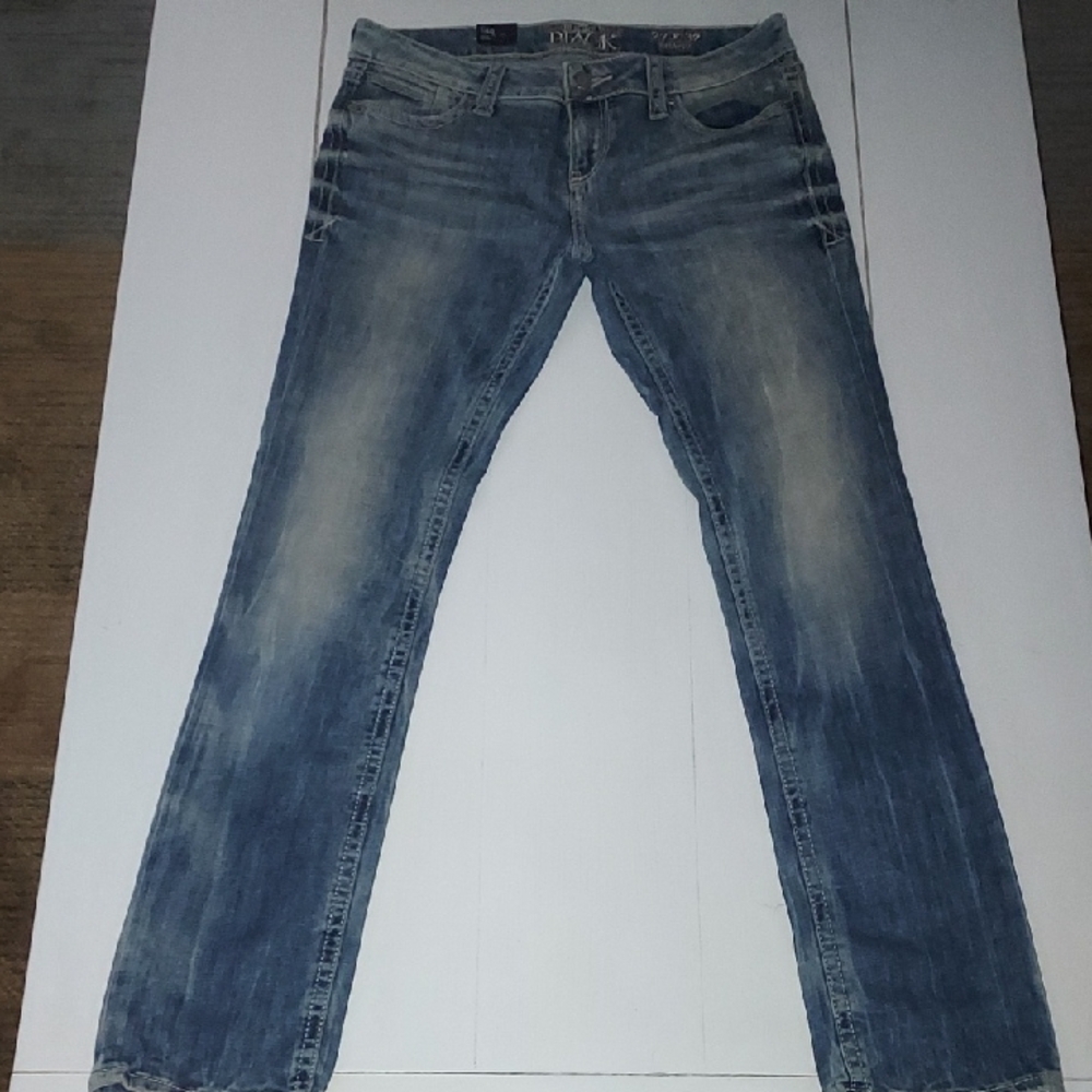 Buckle Black Womens Blue Jean. NWT 27 X 32